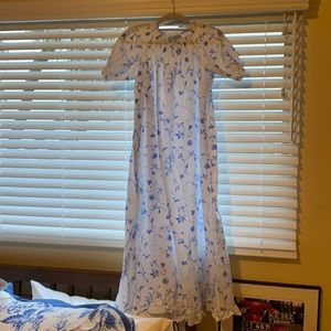 Hill House Home blue botanical Caroline nap dress
